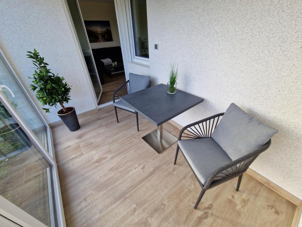 Apartment Nahe Meyer Werft In Ostfriesland Mit Kueche & Netflix Westoverledingen Exterior foto